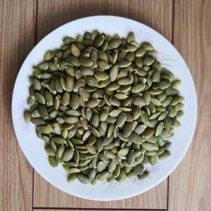 Fixed Competitive Price White Pumpkin Seeds Suppliers 2012 -<br />
 Shine skin pumpkin seed kernels - GXY FOOD