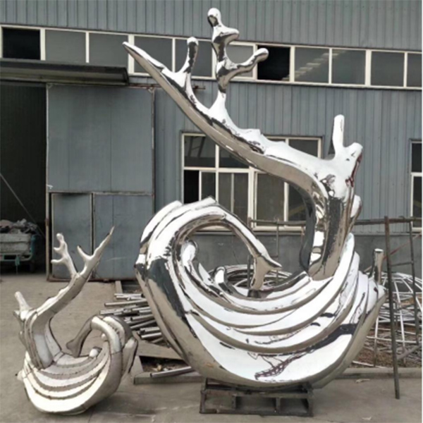 Stainless steel Sculpture (2)