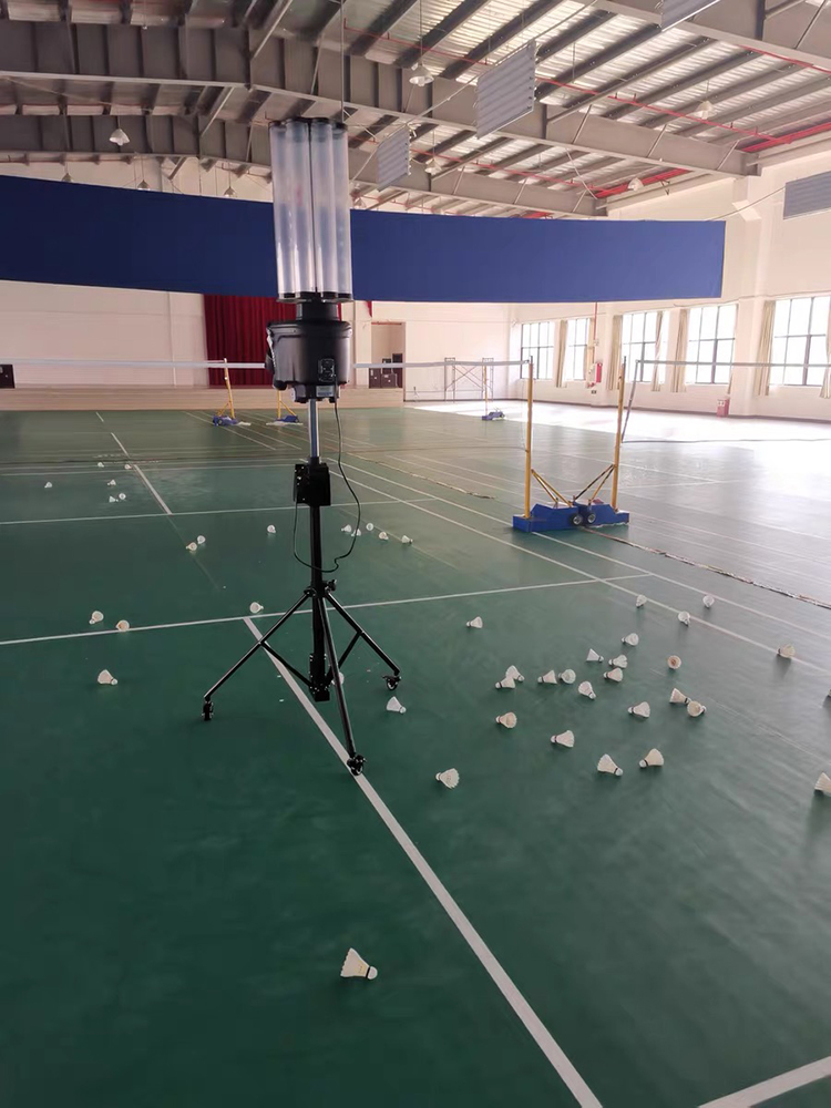 shuttlecock badminton training machine