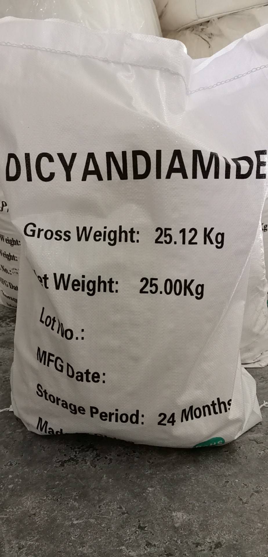 Dicyandiamide